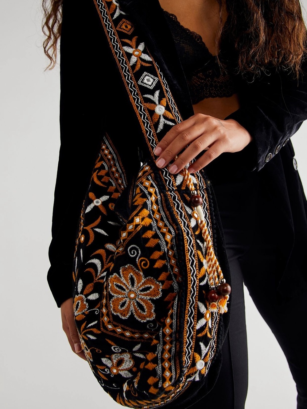 Free People Vic Velvet Slouchy Bag with Floral Embroidery - Picture 2 of 4